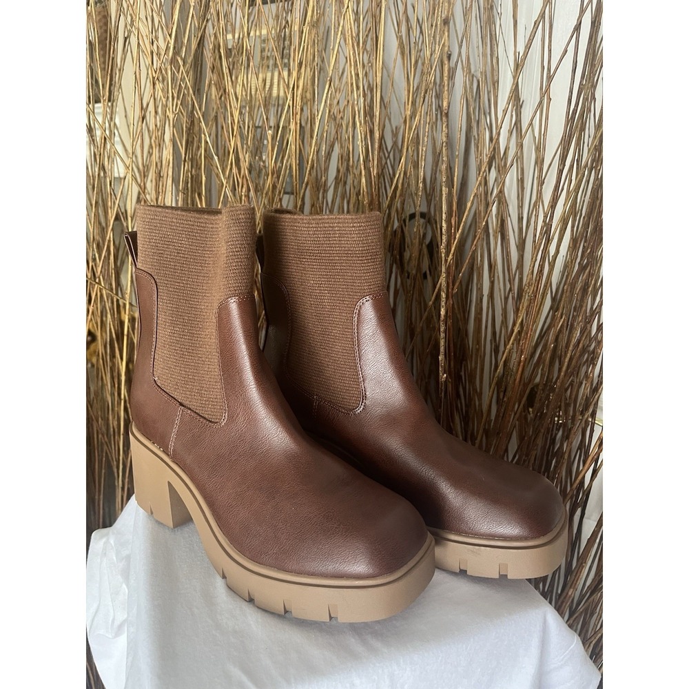 Chunky Lug Sole Chelsea Boots Sun + Stone Walnut Pull On Womens 9.5 Cottagecore